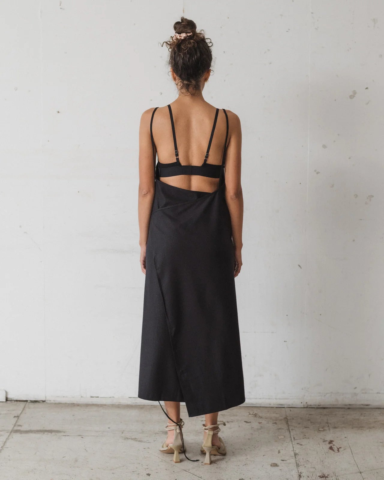 Yumi Apron Dress in Assortment | Wild silk | ko | Baserange